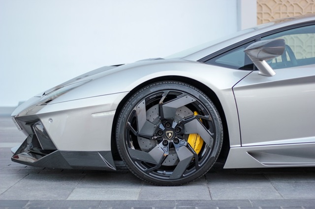 exotic car flipping