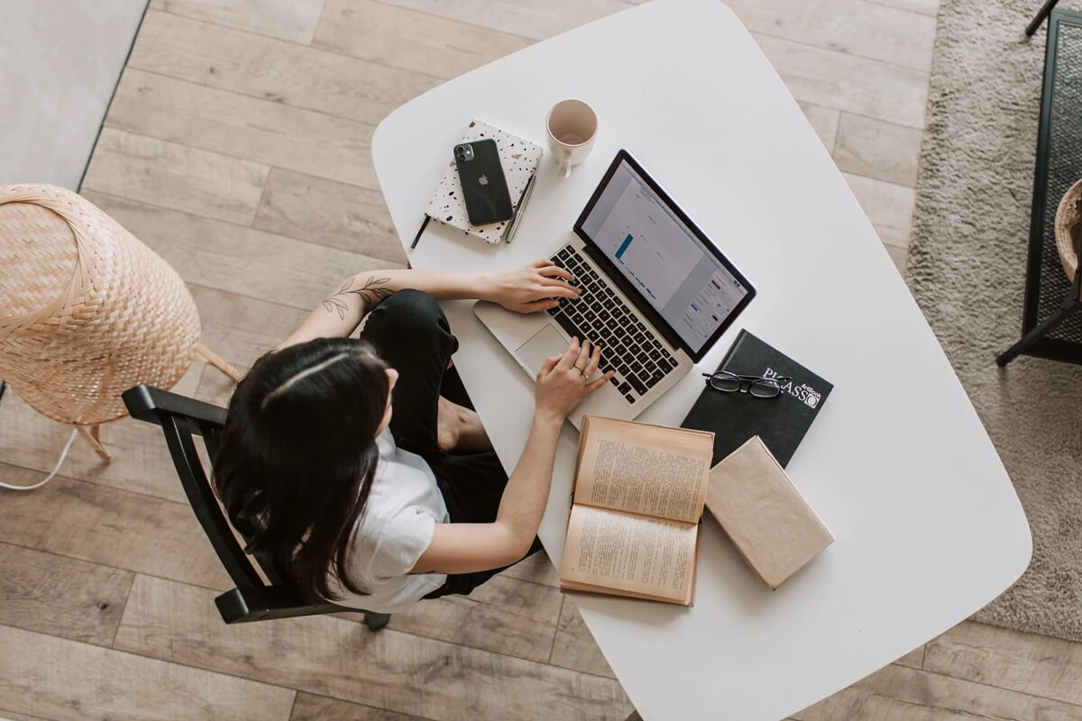 start a virtual assistant business